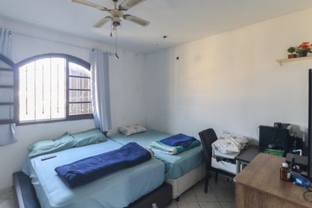 Casa à venda com 169m², 4 quartos e 2 vagasQuarto 3