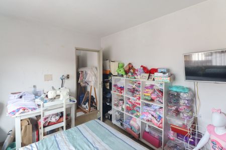 Casa à venda com 169m², 4 quartos e 2 vagasQuarto 1