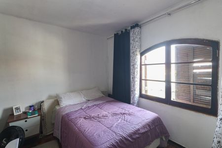Casa à venda com 169m², 4 quartos e 2 vagasQuarto 2