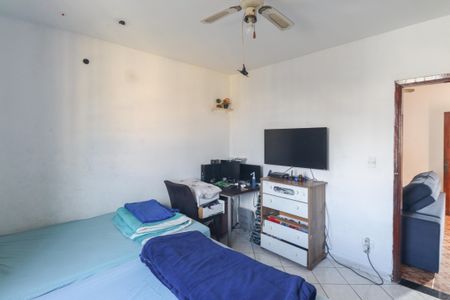 Casa à venda com 169m², 4 quartos e 2 vagasQuarto 3
