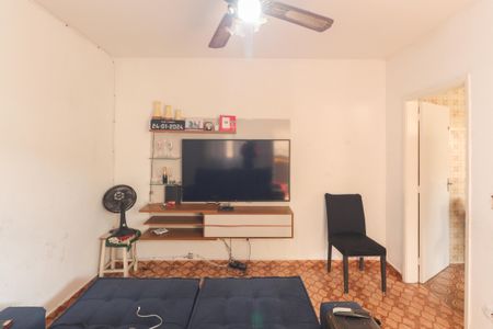 Casa à venda com 169m², 4 quartos e 2 vagasSala