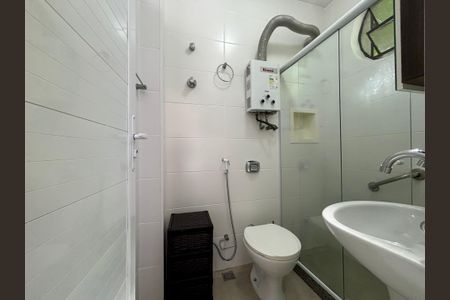 Apartamento para alugar com 45m², 2 quartos e sem vagaSuite - banheiro