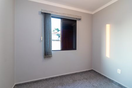 Casa para alugar com 130m², 3 quartos e 2 vagasQuarto 2