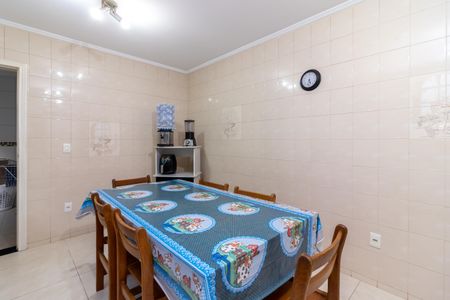 Casa para alugar com 130m², 3 quartos e 2 vagasCozinha