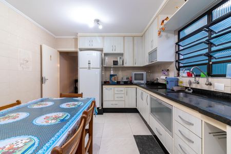 Casa para alugar com 130m², 3 quartos e 2 vagasCozinha