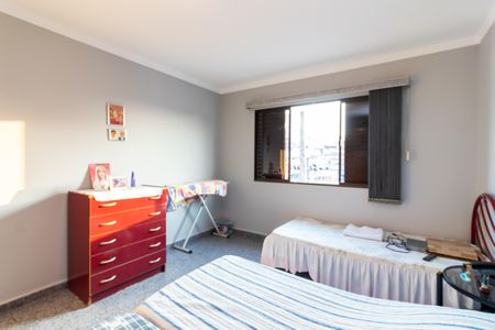 Casa para alugar com 130m², 3 quartos e 2 vagasQuarto 3