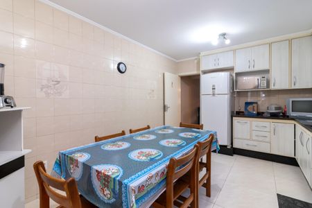 Casa para alugar com 130m², 3 quartos e 2 vagasCozinha