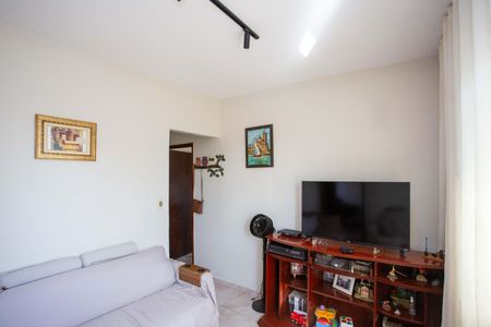 Sala de casa à venda com 3 quartos, 200m² em Casa Grande, Diadema
