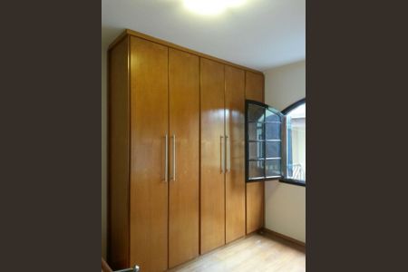 DORMITORIO de casa à venda com 3 quartos, 125m² em Novo Osasco, Osasco