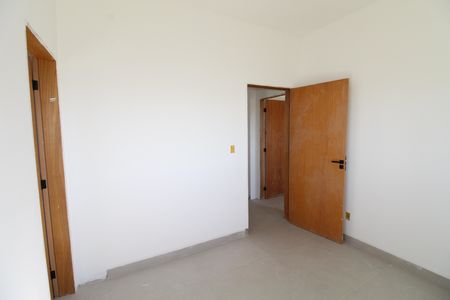 Casa de condomínio para alugar com 265m², 3 quartos e 4 vagasSuíte 2