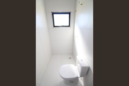Casa de condomínio para alugar com 265m², 3 quartos e 4 vagasBanheiro da Suíte 2