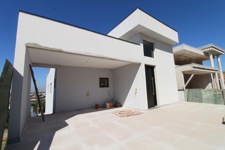 Casa de condomínio para alugar com 265m², 3 quartos e 4 vagasGaragem