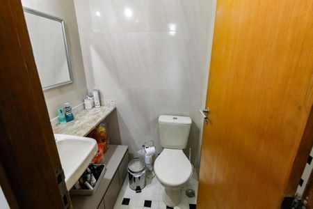 Apartamento à venda com 74m², 3 quartos e 1 vaga Apartamento à venda com 74m², 3 quartos e 1 vagaBanheiro da Suíte