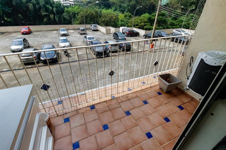 Apartamento à venda com 74m², 3 quartos e 1 vaga Apartamento à venda com 74m², 3 quartos e 1 vagaVaranda da Sala