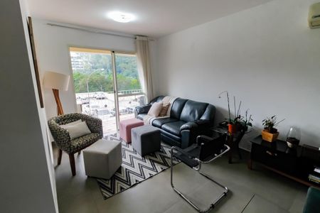 Apartamento à venda com 74m², 3 quartos e 1 vaga Apartamento à venda com 74m², 3 quartos e 1 vagaSala