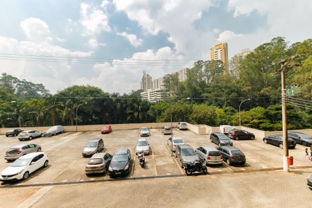 Apartamento à venda com 74m², 3 quartos e 1 vaga Apartamento à venda com 74m², 3 quartos e 1 vagaVista da Varanda