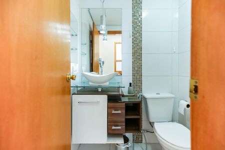 Apartamento para alugar com 55m², 2 quartos e 1 vaga Apartamento para alugar com 55m², 2 quartos e 1 vagaBanheiro