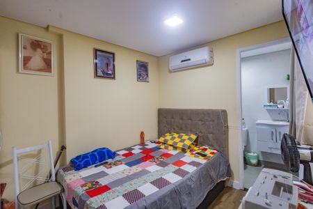 Casa à venda com 107m², 3 quartos e 2 vagasSuíte