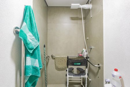 Casa à venda com 107m², 3 quartos e 2 vagasBanheiro da Suíte
