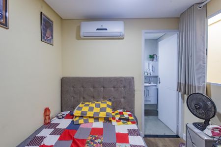Casa à venda com 107m², 3 quartos e 2 vagasSuíte
