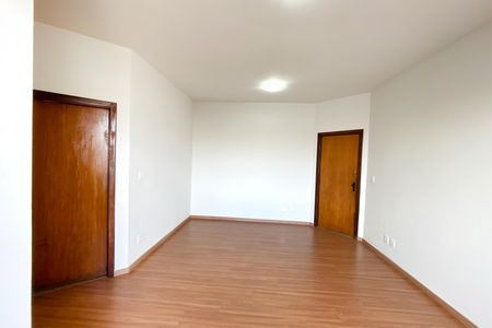 Sala de apartamento para alugar com 3 quartos, 90m² em Grajaú, Belo Horizonte