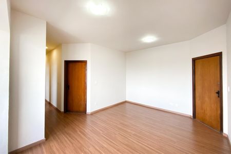Sala de apartamento para alugar com 3 quartos, 90m² em Grajaú, Belo Horizonte