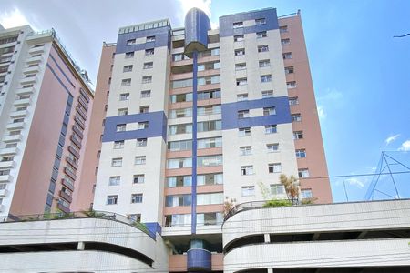 Apartamento para alugar com 90m², 3 quartos e 2 vagasFachada