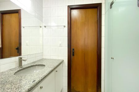 Apartamento para alugar com 90m², 3 quartos e 2 vagasBanheiro