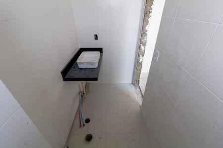 Apartamento à venda com 57m², 2 quartos e 1 vagaBanheiro 1