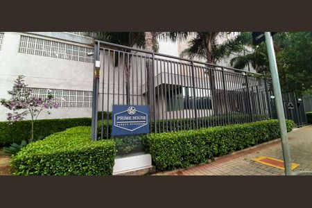 Apartamento para alugar com 70m², 3 quartos e 1 vagaFachada e portaria