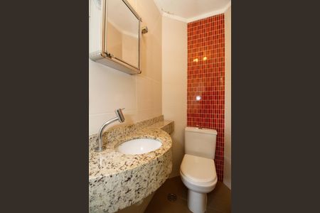 Apartamento à venda com 79m², 2 quartos e 1 vagaBanheiro da Suíte