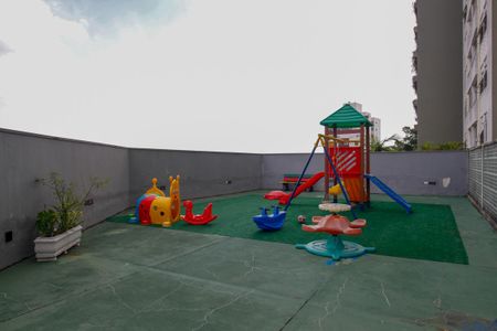 Apartamento à venda com 79m², 2 quartos e 1 vagaÁrea Comum - Playground