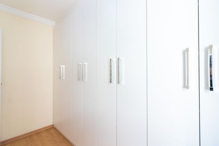 Apartamento à venda com 82m², 3 quartos e 2 vagasQuarto 3