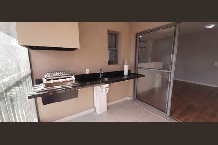 Apartamento à venda com 64m², 2 quartos e 2 vagasVaranda Sala