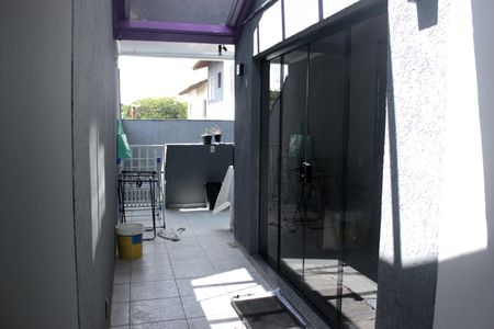 Casa para alugar com 250m², 3 quartos e 8 vagasQuintal 