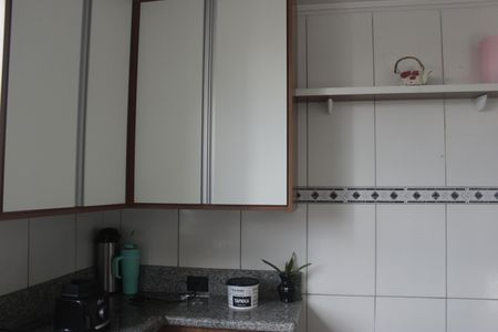 Casa para alugar com 250m², 3 quartos e 8 vagasCozinha 