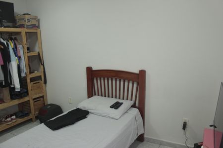 Casa para alugar com 250m², 3 quartos e 8 vagasQuarto 2