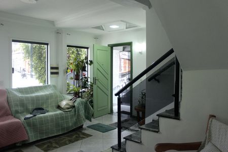 Sala  de casa para alugar com 3 quartos, 250m² em Jardim Dourado, Guarulhos