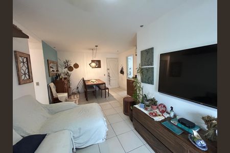 Apartamento à venda com 78m², 2 quartos e 1 vagaSala