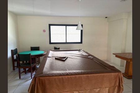 Apartamento à venda com 78m², 2 quartos e 1 vaga Apartamento à venda com 78m², 2 quartos e 1 vagaSalão de jogos