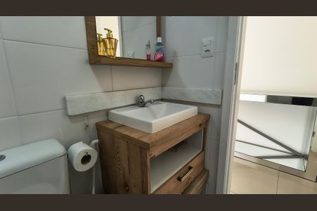 Apartamento para alugar com 172m², 3 quartos e 2 vagas Apartamento para alugar com 172m², 3 quartos e 2 vagasBanheiro Social 2