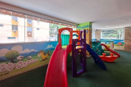 Apartamento à venda com 60m², 2 quartos e 1 vagaÁrea comum