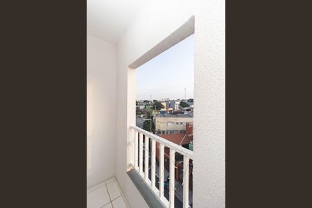 Apartamento para alugar com 31m², 2 quartos e sem vaga Apartamento para alugar com 31m², 2 quartos e sem vagaVaranda