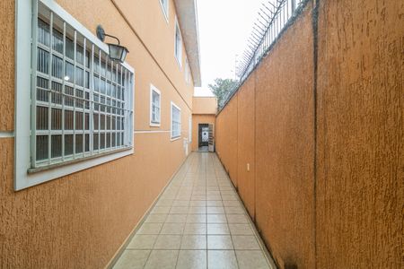 Casa à venda com 142m², 3 quartos e 2 vagasCorredor Lateral