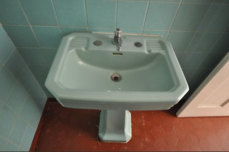 Casa para alugar com 71m², 2 quartos e sem vagaBanheiro