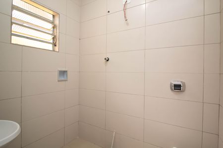 Casa para alugar com 160m², 2 quartos e 1 vaga Casa para alugar com 160m², 2 quartos e 1 vagaBanheiro