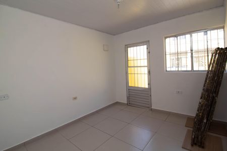 Casa para alugar com 160m², 2 quartos e 1 vaga Casa para alugar com 160m², 2 quartos e 1 vagaSala