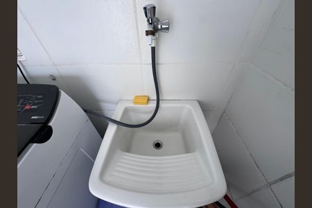 Casa de condomínio à venda com 180m², 4 quartos e 2 vagas Casa de condomínio à venda com 180m², 4 quartos e 2 vagasÁrea de Serviço