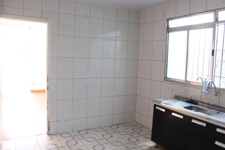Casa para alugar com 80m², 3 quartos e 1 vagaCozinha