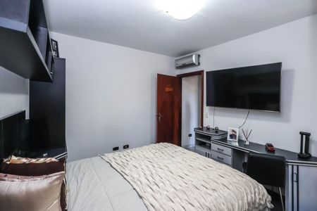 Casa à venda com 234m², 3 quartos e 4 vagas Casa à venda com 234m², 3 quartos e 4 vagasSuíte 3